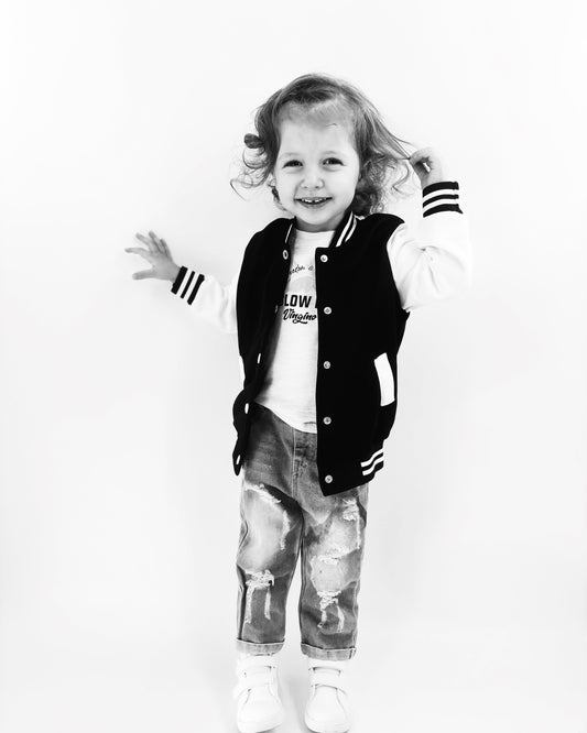 Coole College Jacke mit Felani Logo